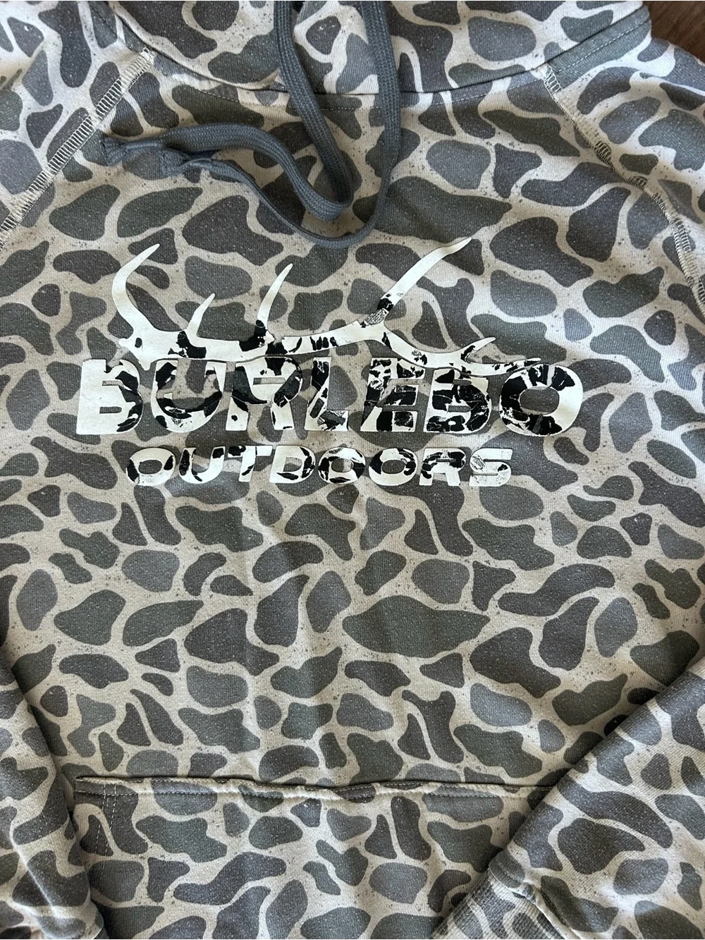 Burlebo vintage camo hoodie with graphic kids XL